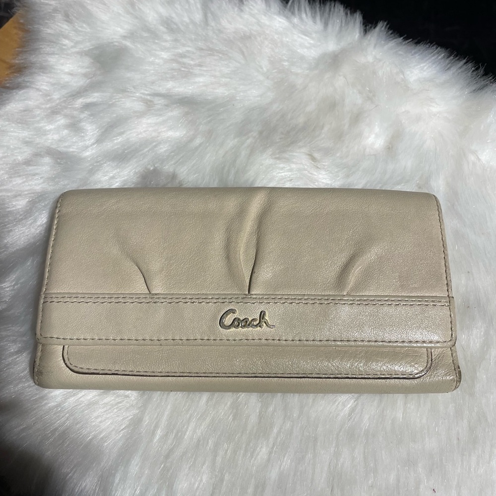 Coach wallet